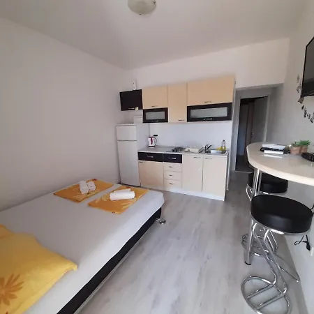 Apartment Zana