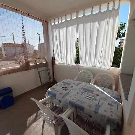 Zana Apartment *